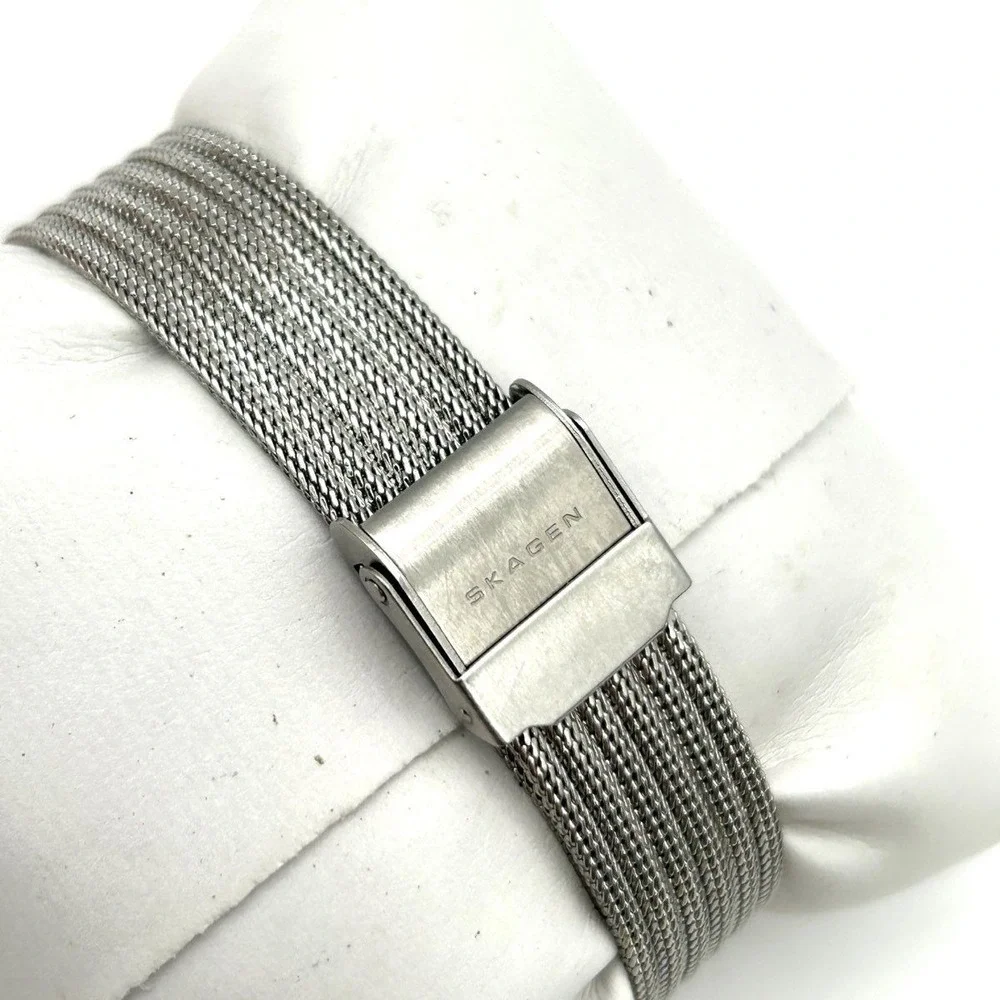 Skagen Women's 355SSS1 Silver Stainless Steel Mesh Band Date Watch 26mm